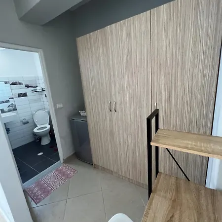 Eljon's Apartment-cozy In Apartment Sarande